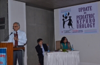 Dr. R.N. Srivastava, Pediatric Nephrologist from AIIMS, New Delhi  delivering his talk